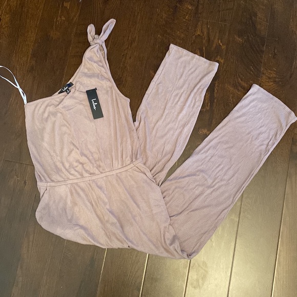 Jumpsuit - Picture 3 of 3